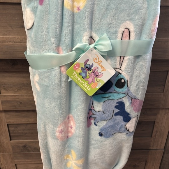 CLEARANCE LAST ONE! NWT! Disney Stitch Easter Bunny Plush Throw Blanket - Picture 2 of 7